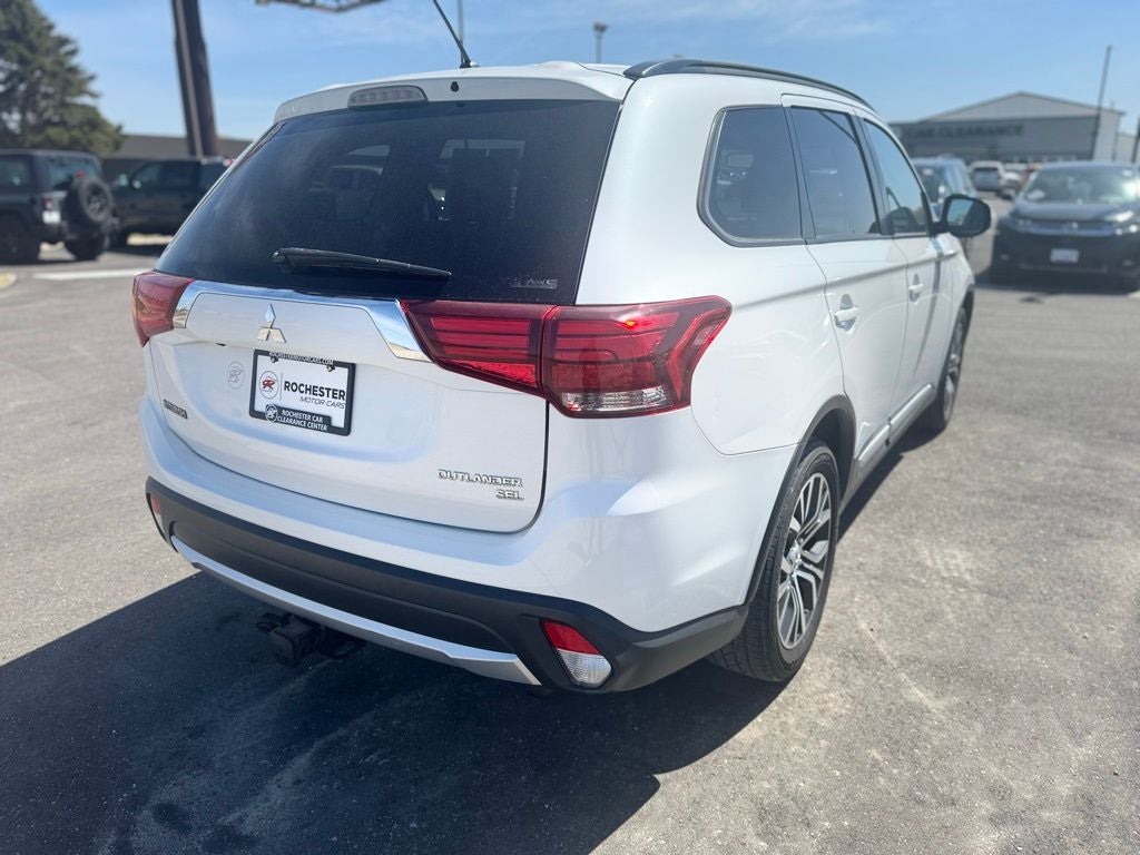 2016 Mitsubishi Outlander ES