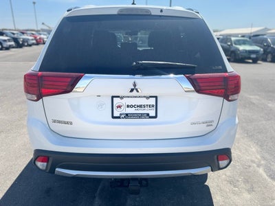 2016 Mitsubishi Outlander ES