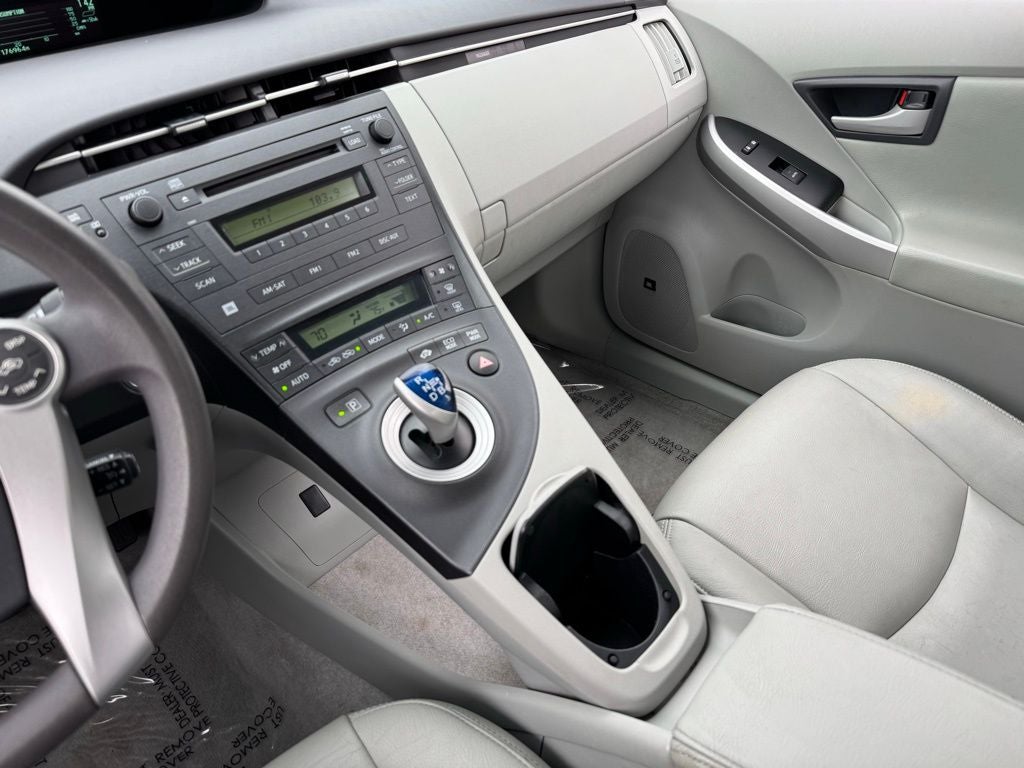 2010 Toyota Prius II