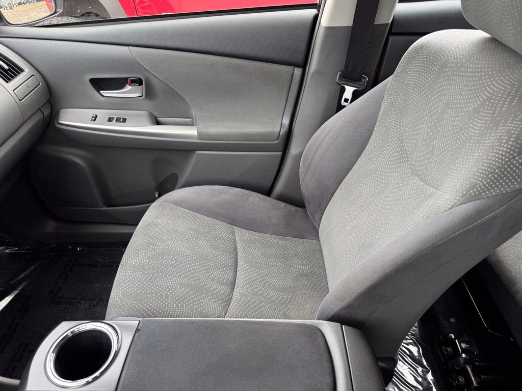 2012 Toyota Prius v Two