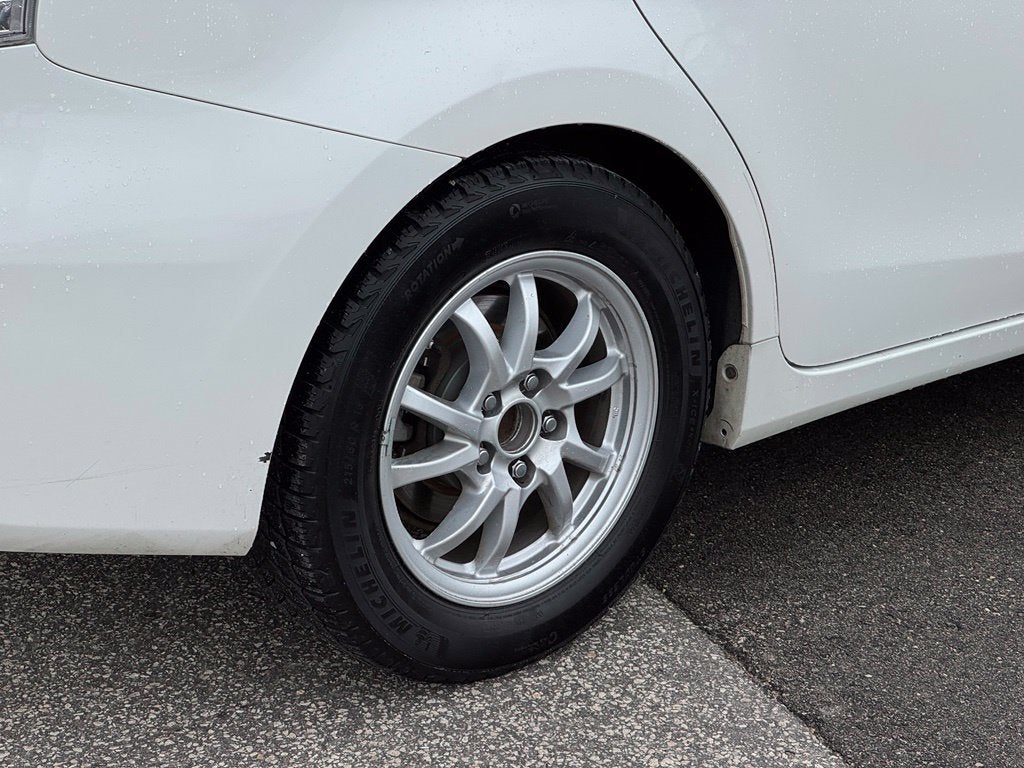 2012 Toyota Prius v Two