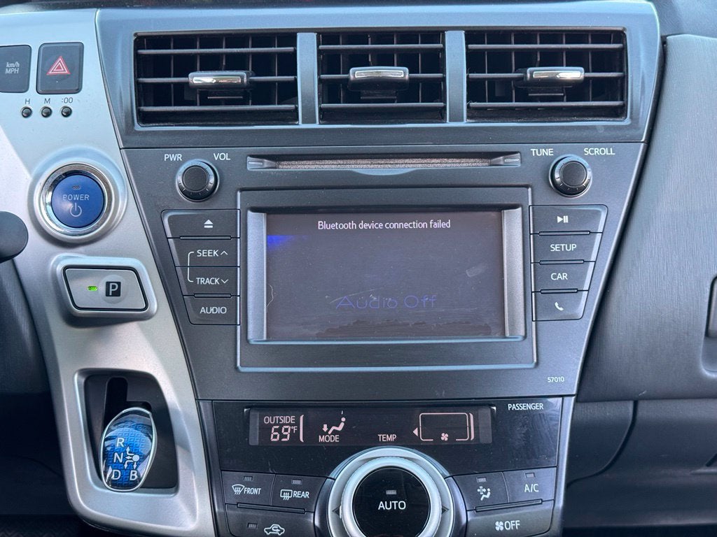 2014 Toyota Prius v Two