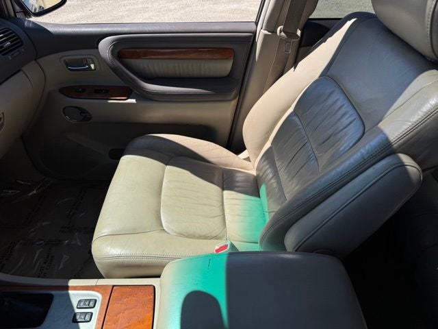 2005 Lexus LX 470