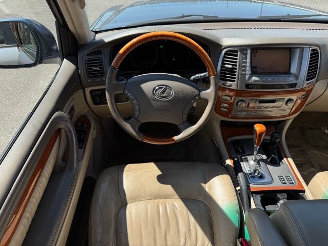 2005 Lexus LX 470