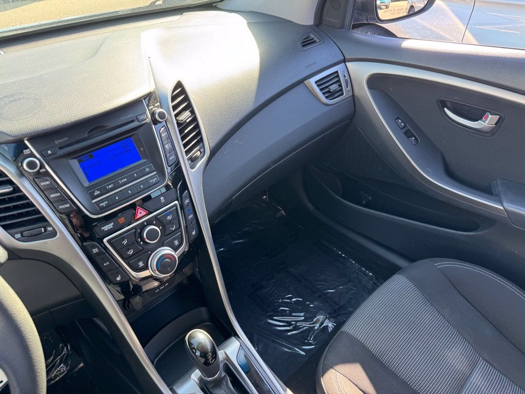 2016 Hyundai Elantra GT Base