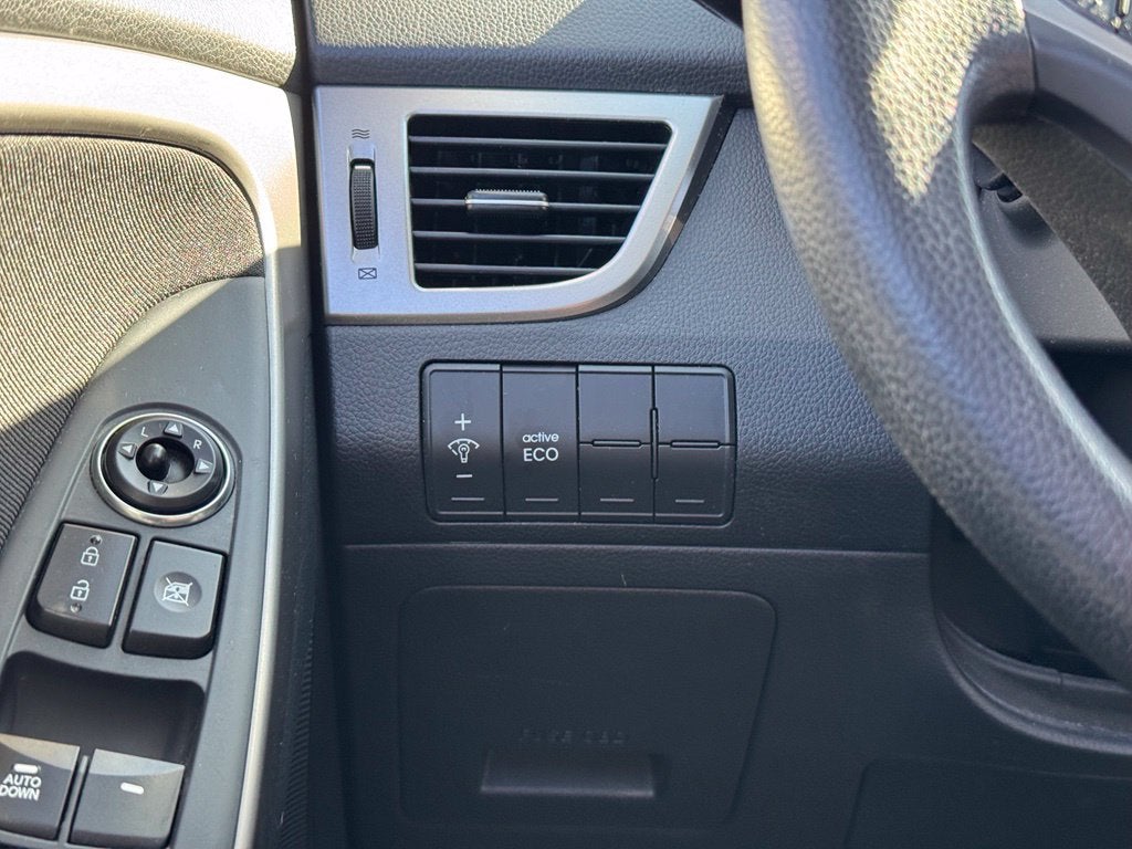 2016 Hyundai Elantra GT Base