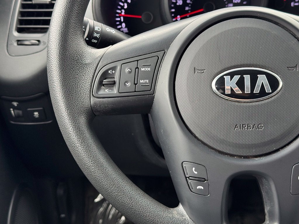 2013 Kia Soul Base