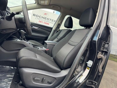 2017 Nissan Rogue SV AWD