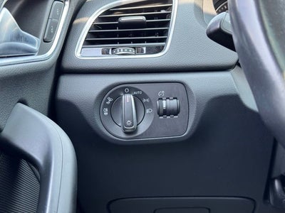 2016 Audi Q3 2.0T Prestige quattro