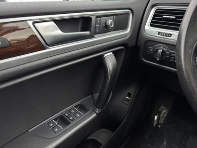 2015 Volkswagen Touareg V6 TDI Lux