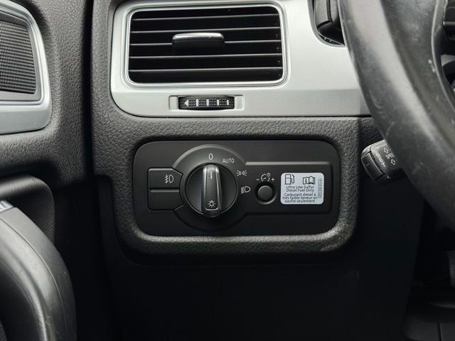 2015 Volkswagen Touareg V6 TDI Lux