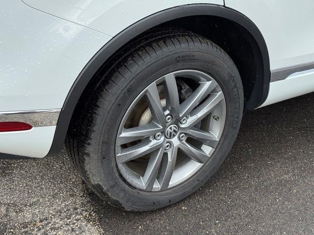2015 Volkswagen Touareg V6 TDI Lux