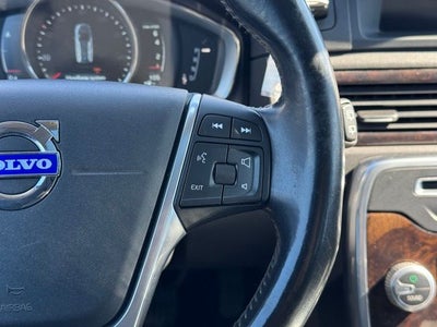 2015 Volvo XC70 T6 Platinum