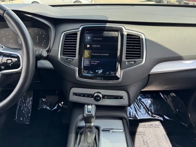 2017 Volvo XC90 T6 Momentum