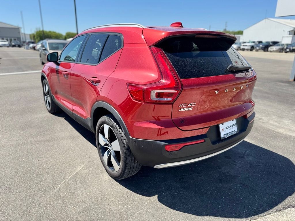 2019 Volvo XC40 Momentum